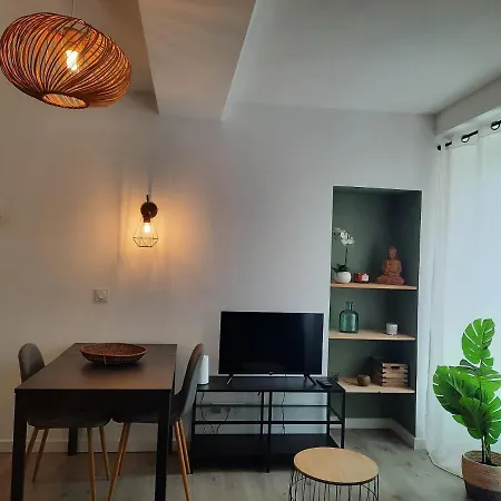 Pour 1 A 9 Personnes - La Gerbe De Ble - Terrasse Apartment *