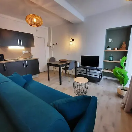 Pour 1 A 9 Personnes - La Gerbe De Ble - Terrasse Laval (Mayenne)