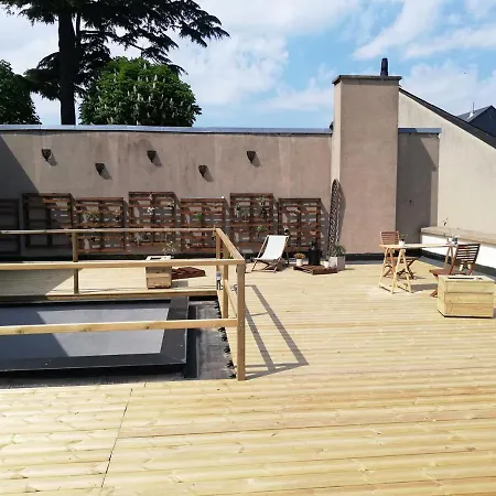Pour 1 A 9 Personnes - La Gerbe De Ble - Terrasse * Лаваль